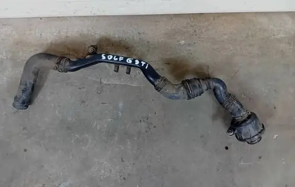Volkswagen Golf VI Intercooler hose/pipe 1K0145700D 1K0145762HL