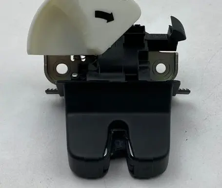 Volkswagen Jetta USA Tailgate/trunk/boot lock/catch/latch 17A827505 17A827520