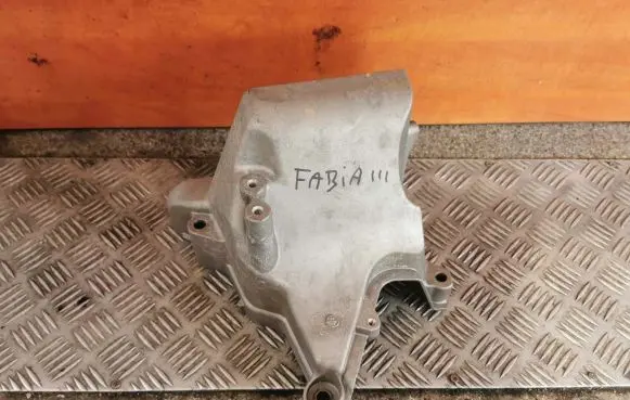 Skoda Fabia Mk3 (NJ) Engine mounting bracket 04C199207AF
