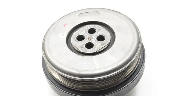 Mercedes-Benz C W204 Crankshaft pulley A6510351012