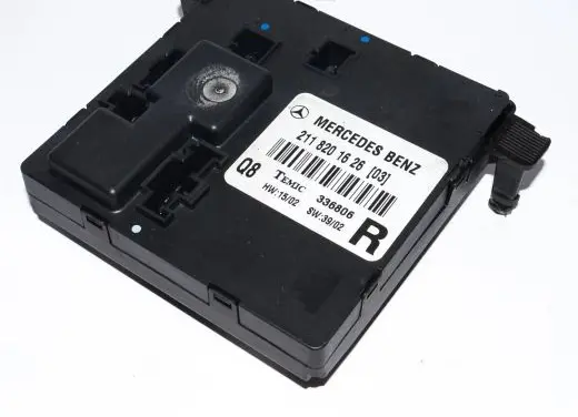 Mercedes-Benz E W211 Door control unit/module A2118201626 2118201626