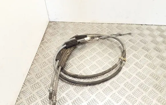Handbrake/parking brake wiring cable