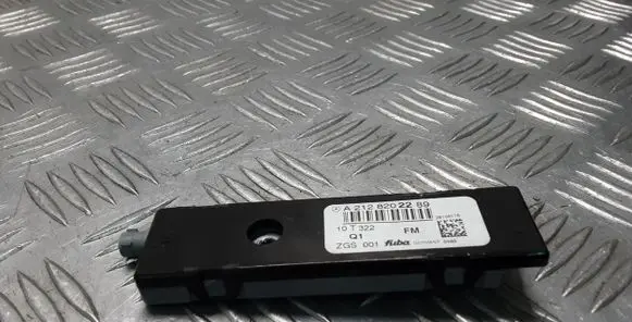 Mercedes-Benz E W212 Aerial antenna filter A2128202289