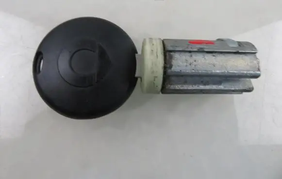 Smart ForTwo I Ignition lock