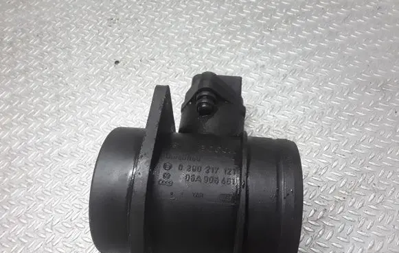Seat Alhambra (Mk1) Mass air flow meter 0280217121 06A906461