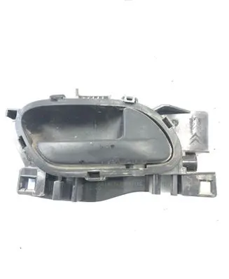 Rear door interior handle