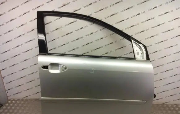 Lexus RX 330 - 350 - 400H Front door