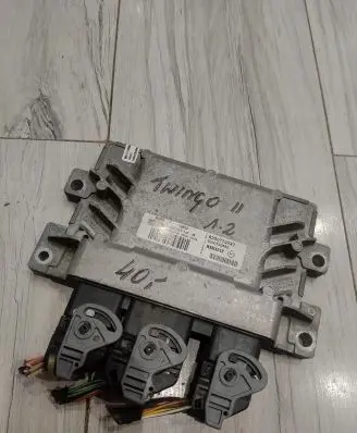 Renault Twingo II Engine control unit/module ECU S120200113A