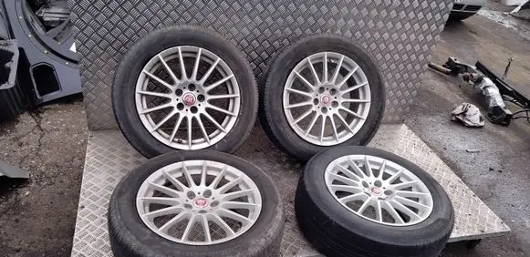 Jaguar XF X260 R17 alloy rim 