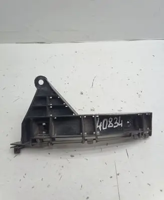 Honda FR-V Front bumper mounting bracket 1S6V0