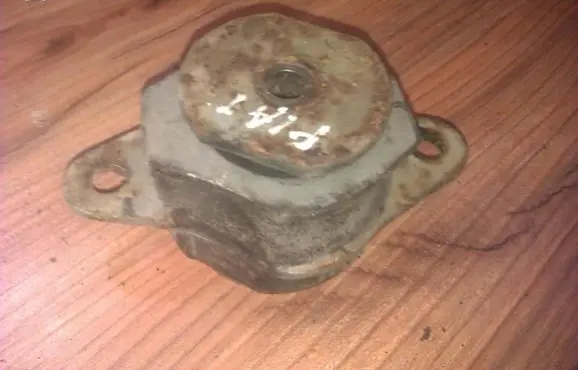 Fiat Bravo - Brava Engine mount bracket