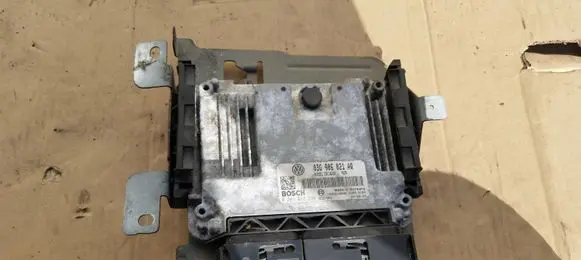 Volkswagen Caddy Engine control unit/module ECU