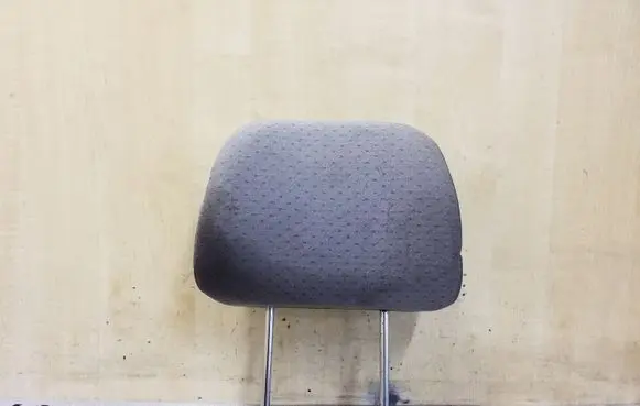 KIA Sorento Front seat headrest 