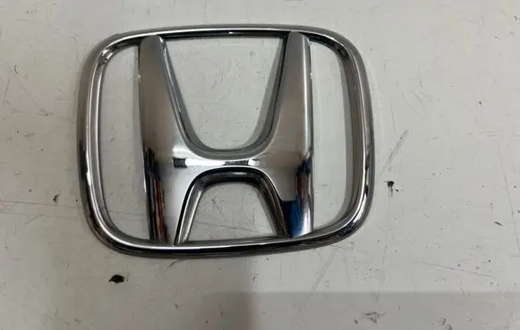 Honda CR-V Manufacturers badge/model letters 75701SZW0000