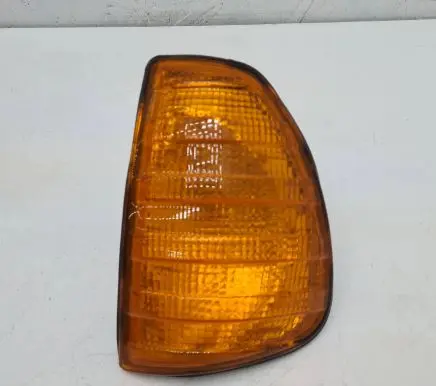 Mercedes-Benz W123 Front indicator light