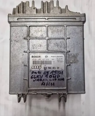 Audi A4 S4 B5 8D Engine control unit/module 028906021GM 28SA3174 0281001657