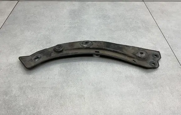 Audi Q3 8U Radiator support slam panel bracket 8U0805931