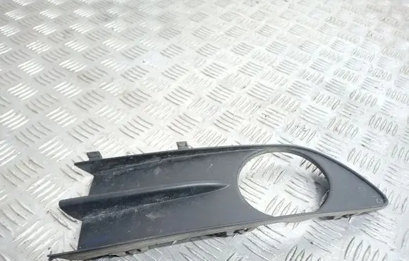 Renault Laguna II Front bumper lower grill
