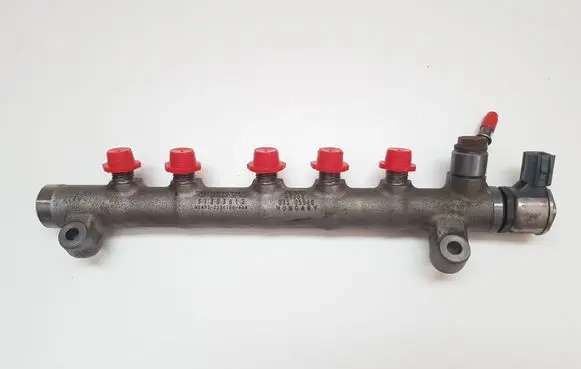 Volvo XC60 Fuel main line pipe 31303612 VEA132370100AAA