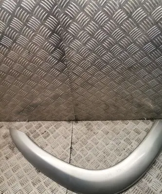 Front arch trim