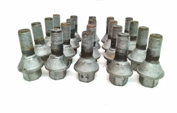 Nuts/bolts