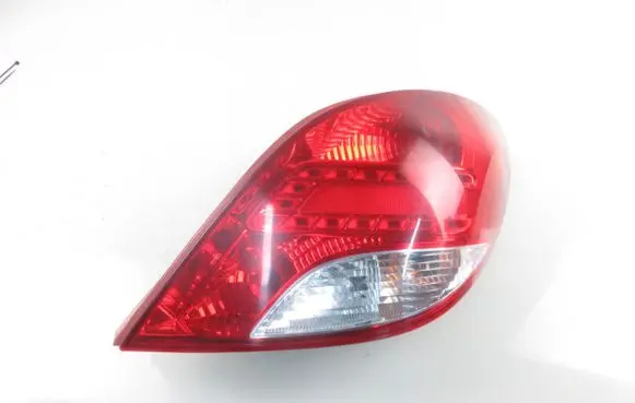 Peugeot 207 Rear/tail lights VP9PFX13404A 9686565980