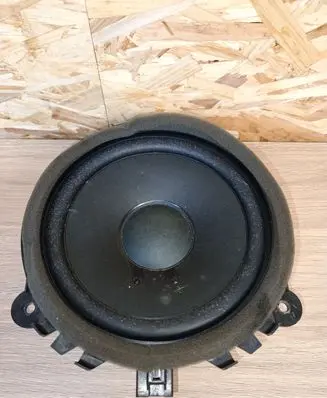 Volvo S80 Front door speaker 30657445