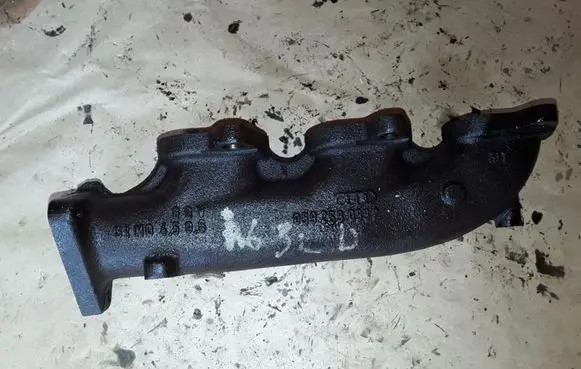 Audi A6 S6 C6 4F Exhaust manifold 059253033P