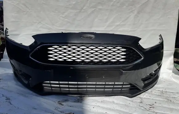 Ford Focus Front bumper