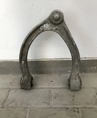 Mercedes-Benz S W221 Front lower control arm/wishbone C4785
