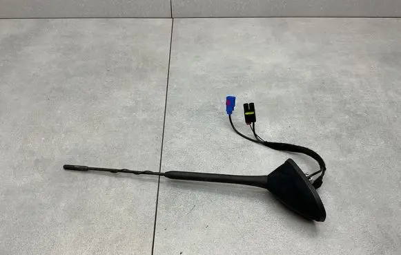 Ford Grand C-MAX Aerial GPS antenna AM5T18828EJ