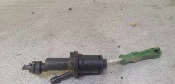 Citroen C5 Clutch slave cylinder 