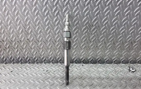 Renault Megane I Glow plug NGKY732J