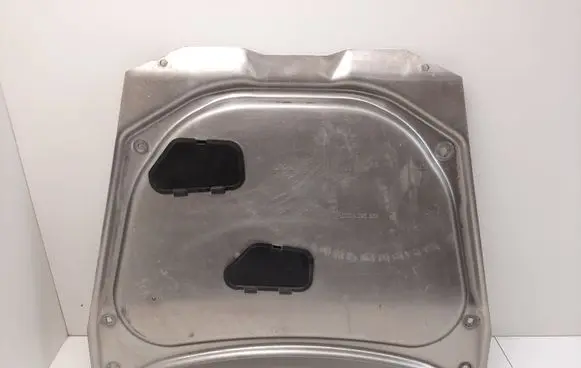 BMW X5 E53 Engine splash shield/under tray 1095656 31101095656