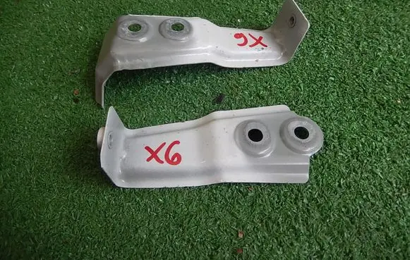 BMW X6 G06 Fender mounting bracket 7418218