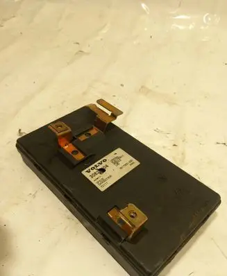 Volvo S40, V40 Comfort/convenience module 30621304 3817900290 SW30621306