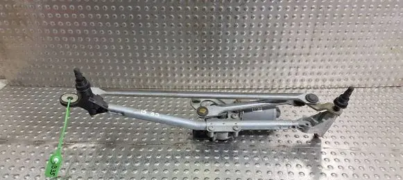BMW X1 E84 Front wiper linkage and motor 2992465