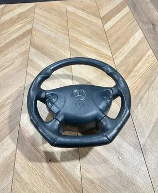Mercedes-Benz E W211 Steering wheel