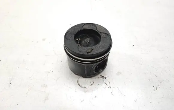 Piston