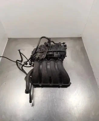 BMW 1 E81 E87 Intake manifold 7544513
