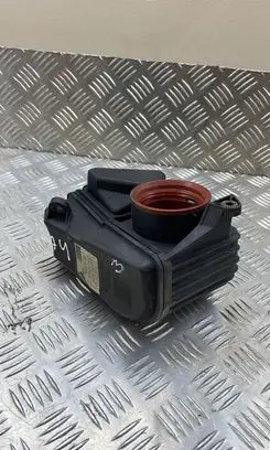 Intake resonator