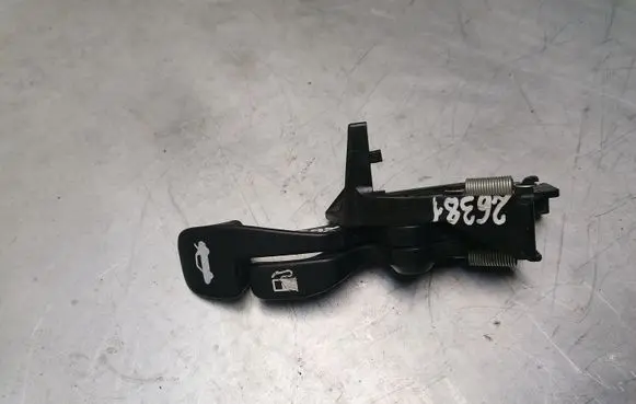 Toyota Prius (XW10) Tailgate opening switch 