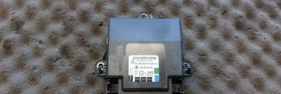 Mercedes-Benz B W245 Door control unit/module A1698207526 05072362