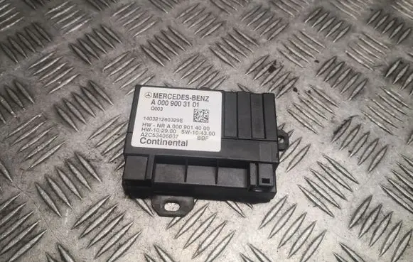Mercedes-Benz C W204 Fuel injection pump control unit/module 0009003101 A0009003101