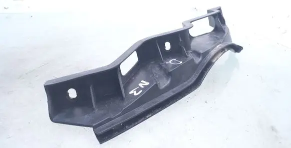 Volkswagen PASSAT B6 Front bumper mounting bracket 3C0807890