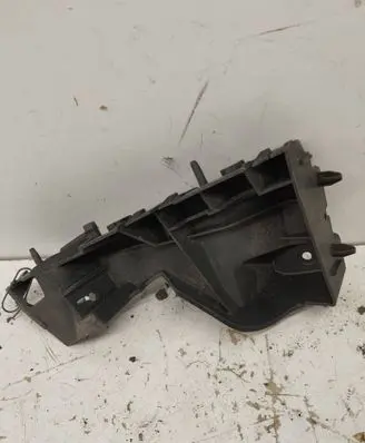 Audi Q5 SQ5 8R Front bumper mounting bracket 8R0807284C