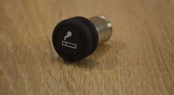 Opel Antara Cigarette lighter 