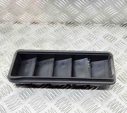 Jaguar F-Pace Quarter panel pressure vent GX63280B62AA