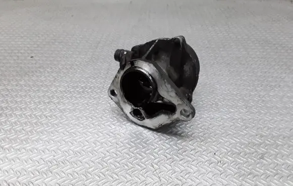 Vacuum pump