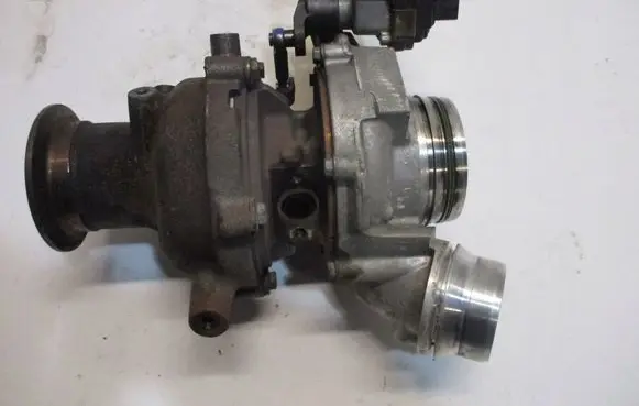 BMW 2 Active Tourer U06 Turbo 8570082 5905232347129